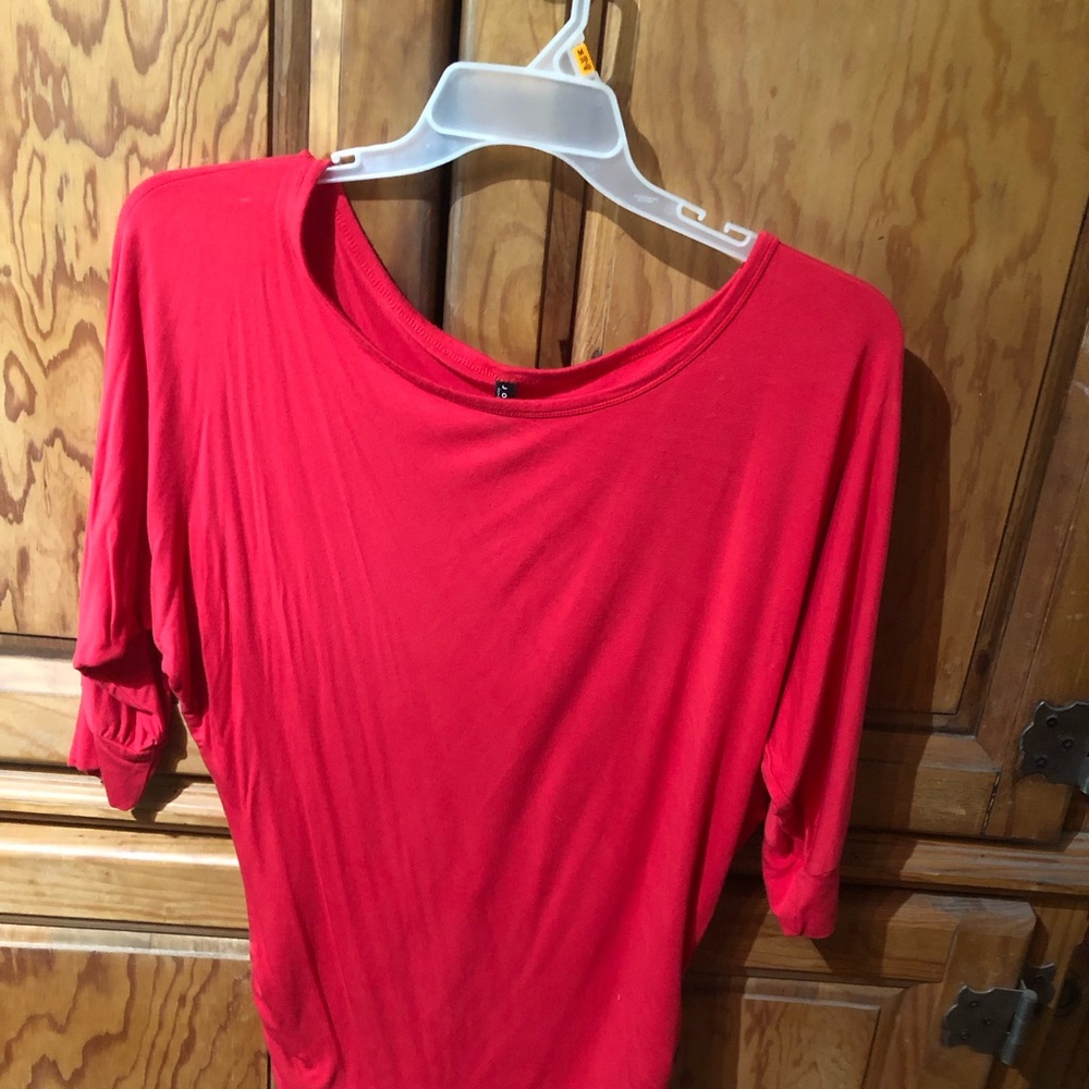 Chic Red 3/4 Sleeve Relaxed Blouse